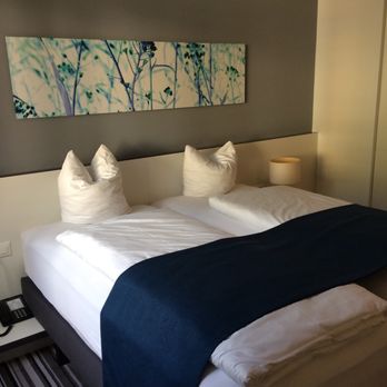 Hotel Vitznauerhof - Bed - Hotels Near Me - Vitznau, LU