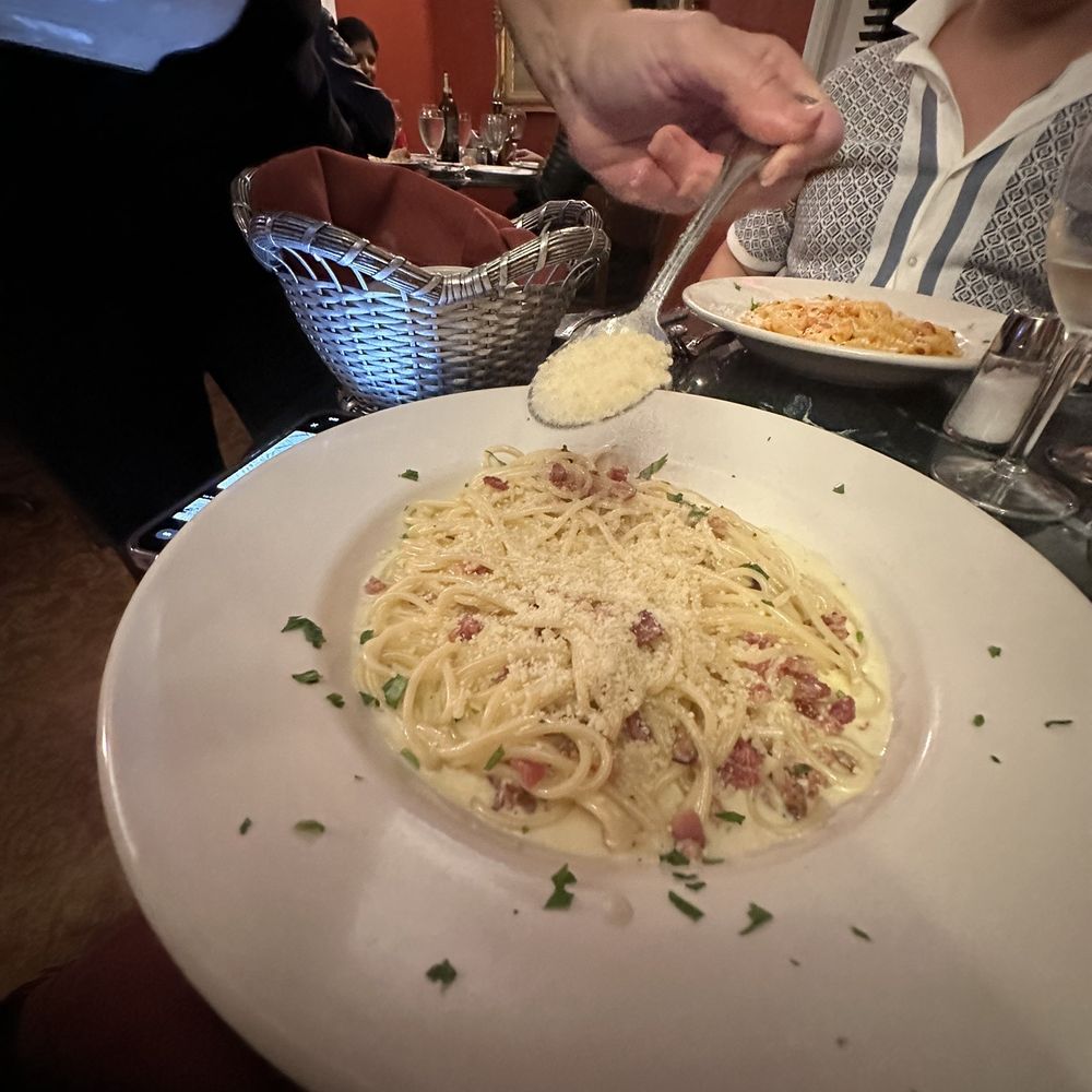 Café Trastevere - Spaghetti alla Carbonara - Italian Near Me - Orlando, Florida Café Trastevere - Spaghetti alla Carbonara - Italian Near Me - Orlando, Florida