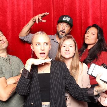 Go Smile Photobooths - Photo Booth Rentals Near Me
