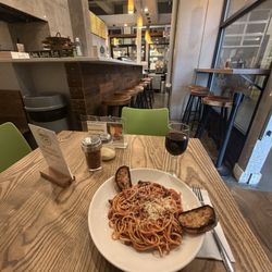 Pizza and Pasta Bar - Spaghetti bolognese