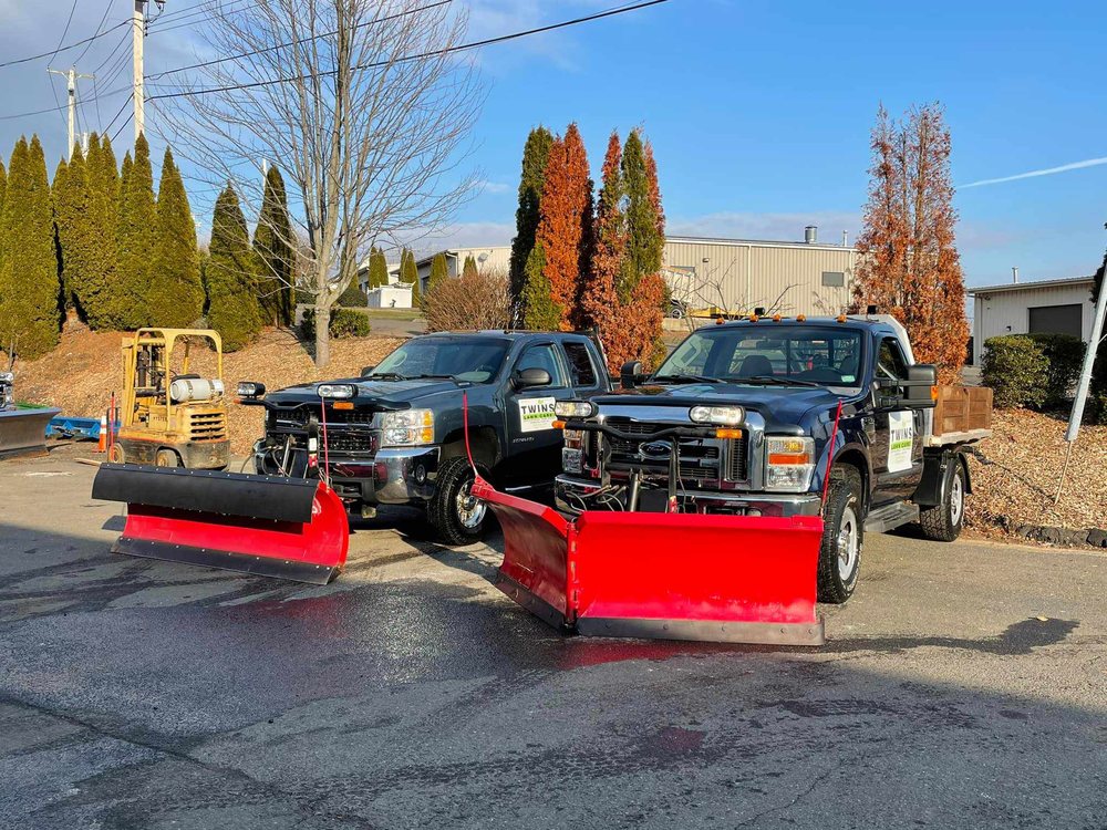 TWINS LAWN CARE - Updated January 2026 - 29 Photos - Hamden