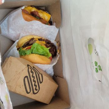 Shake Shack Redlands - Burgers - Burgers Near Me - Redlands, California Shake Shack Redlands - Burgers - Burgers Near Me - Redlands, California