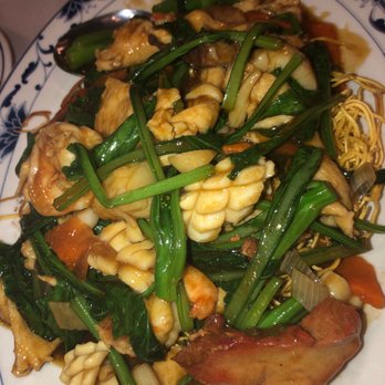Lam’s Garden - Pan fried noodles 138. Pan Fried Noodle with Assorted Meat - Dim Sum Near Me - Orlando, Florida Lam’s Garden - Pan fried noodles 138. Pan Fried Noodle with Assorted Meat - Dim Sum Near Me - Orlando, Florida