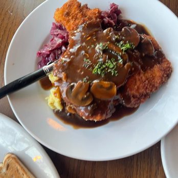 The Glockenspiel - Schnitzel - German Near Me - Mount Angel, Oregon