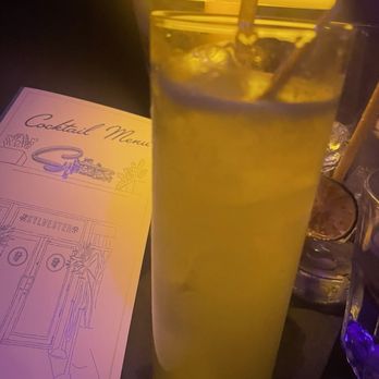 The Sylvester - El Palmetto - Cocktail Bars Near Me - Miami, Florida