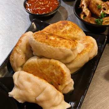 King Noodle - 6 x Pan fried pork dumplings - Noodles Near Me - Seattle, Washington King Noodle - 6 x Pan fried pork dumplings - Noodles Near Me - Seattle, Washington