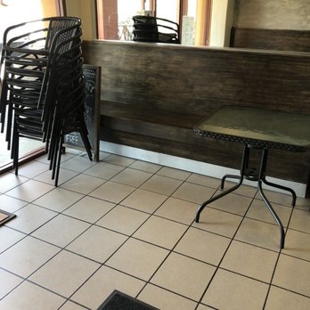 Healthy Grill - Not sure why these are not set up outside to eat? - Mediterranean Near Me - Escondido, California
