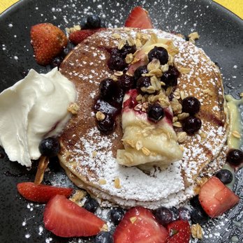 Outro - pancakes - Cafes Near Me - New York, New York