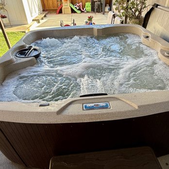 Sensible Spas - Numerous jets for a soothing, effective massage. - Hot Tub & Pool Near Me - Livermore, California