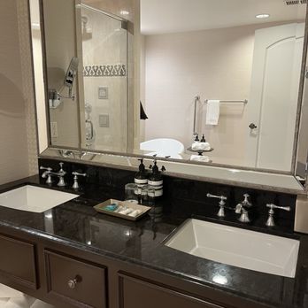The Roosevelt New Orleans, A Waldorf Astoria Hotel - Hotels Near Me - New Orleans, Louisiana The Roosevelt New Orleans, A Waldorf Astoria Hotel - Hotels Near Me - New Orleans, Louisiana
