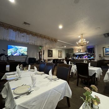 Negeen Restaurant - Indoors - Persian/Iranian Near Me - Campbell, California Negeen Restaurant - Indoors - Persian/Iranian Near Me - Campbell, California
