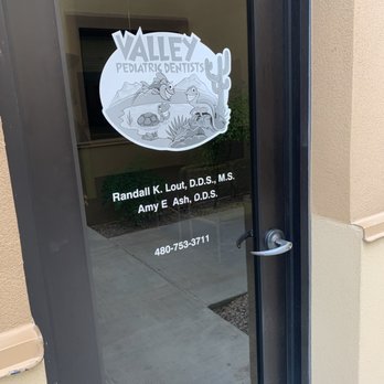 Valley Pediatric Dentists - No sign posted that they are closed for lunch...... - Pediatric Dentists Near Me - Mesa, Arizona