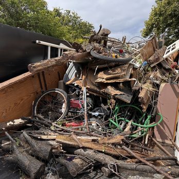 Come N' Go Junk Hauling - Garage and yard junk - Junk Removal & Hauling Near Me Come N' Go Junk Hauling - Garage and yard junk - Junk Removal & Hauling Near Me