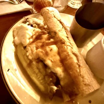 Maison Pickle - French Onion Steak Melt - Cocktail Bars Near Me - New York, New York