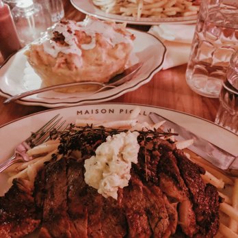 Maison Pickle - Buffalo chicken Mac n cheese in the middle. Steak frites front and back. - Cocktail Bars Near Me - New York, New York