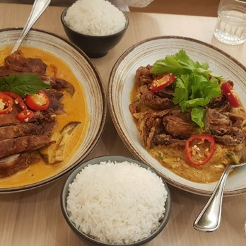 When In Bangkok - Curry duck, soft shell crabs in egg curry sauce - Thai Near Me - Flushing, New York When In Bangkok - Curry duck, soft shell crabs in egg curry sauce - Thai Near Me - Flushing, New York