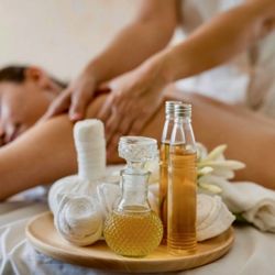 Massage Healing Therapy - Aromatherapy