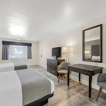 Best Western Park Crest Inn - Double Queen Room - Hotels Near Me - Monterey, California Best Western Park Crest Inn - Double Queen Room - Hotels Near Me - Monterey, California