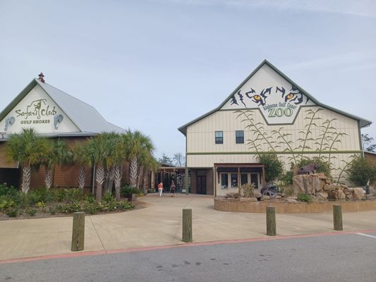 Alabama Gulf Coast Zoo by null