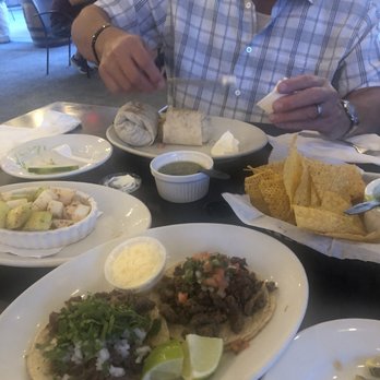 Del Toro - Barbacoa and steak tacos! - Burgers Near Me - Chicago, Illinois Del Toro - Barbacoa and steak tacos! - Burgers Near Me - Chicago, Illinois