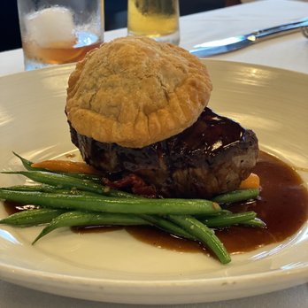 Chef Chai - Grilled Deconstructed Beef Tenderloin Wellington with Mushroom Foie Gras Puff Mashed Potato, Haricot Vert, baby Carrot and Merlot demi - Asian Fusion Near Me - Honolulu, Hawaii