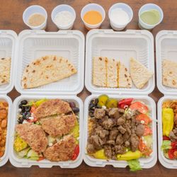 Chicken, Gyro, Kabob & Mix platters
