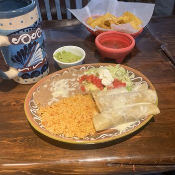 El Rancho Mexican Restaurant - Mexican Near Me - Marshall, Minnesota