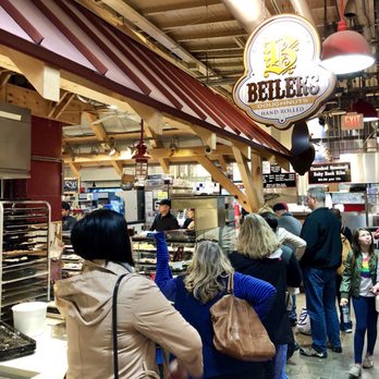 Beiler's Bakery - Beiler's Doughnuts Line at Reading Terminal Market - Bakeries Near Me - Philadelphia, Pennsylvania