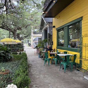 Smoke & Honey - Outdoor seating - Greek Near Me - New Orleans, Louisiana Smoke & Honey - Outdoor seating - Greek Near Me - New Orleans, Louisiana