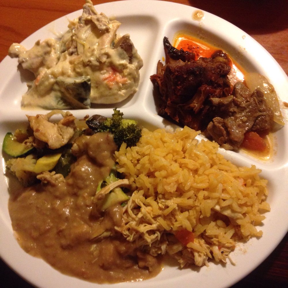 Cinco de Mayo - Chicken con queso, chorizo, rice, beans, fajita veggies from the buffet - Mexican Near Me - Concord, North Carolina Cinco de Mayo - Chicken con queso, chorizo, rice, beans, fajita veggies from the buffet - Mexican Near Me - Concord, North Carolina