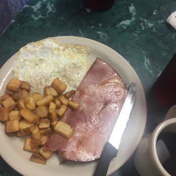 Clary's Cafe - Breakfast & Brunch Near Me - Savannah, Georgia Clary's Cafe - Breakfast & Brunch Near Me - Savannah, Georgia