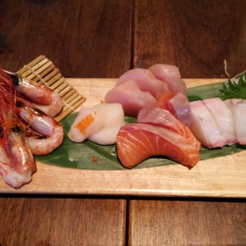 Kingyo Izakaya - 5 kinds of sashimi - Japanese Near Me - Toronto, Ontario