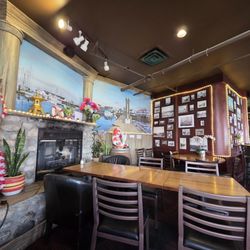 Shady Island Seafood Bar & Grill