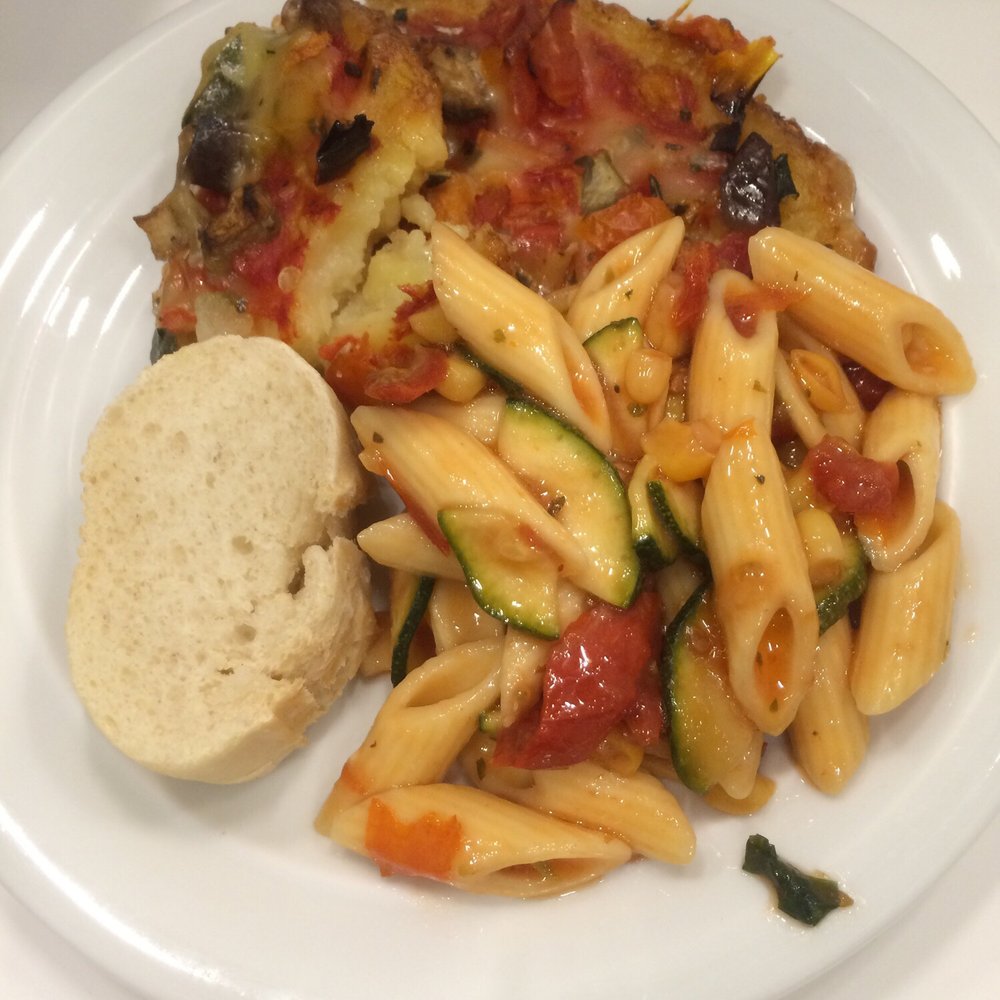 Lufthansa Senator Lounge - Pasta salad & potato pizza - Airport Lounges Near Me Lufthansa Senator Lounge - Pasta salad & potato pizza - Airport Lounges Near Me