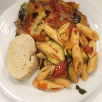 Lufthansa Senator Lounge - Pasta salad & potato pizza - Airport Lounges Near Me Lufthansa Senator Lounge - Pasta salad & potato pizza - Airport Lounges Near Me