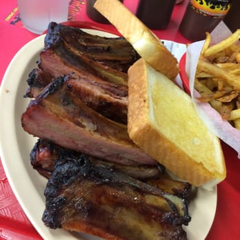 Smokin In Style BBQ - Full rack of ribs and Texas toast! - Barbeque Near Me - Hot Springs, Arkansas