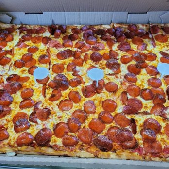 Vintage Pizza - Vintage Pizza from March 2021. Extra pepperoni and extra cheese. - Pizza Near Me - Latham, New York Vintage Pizza - Vintage Pizza from March 2021. Extra pepperoni and extra cheese. - Pizza Near Me - Latham, New York
