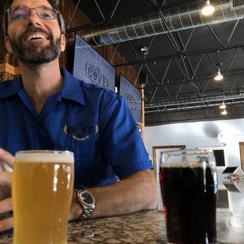 The Cove Craft Beer and Wine - 5.5 oz tasters and the friendly manager... - Beer Bar Near Me - Humble, Texas