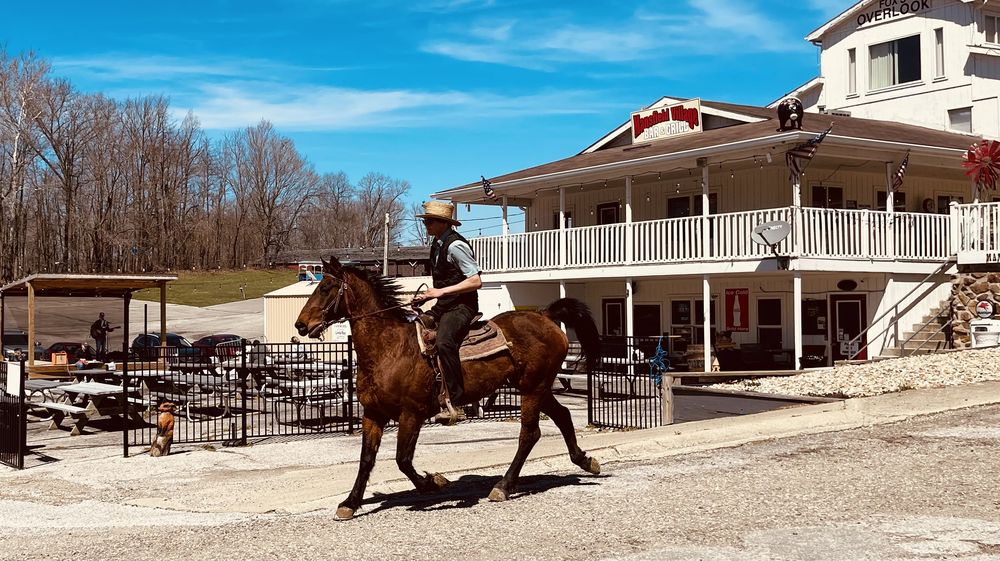 MANSFIELD VILLAGE BAR AND GRILL Updated August 2024 6089 S Mill Rd