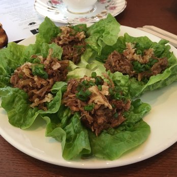 MW Restaurant - Yummy Lettuce Wraps! - New American Near Me - Honolulu, Hawaii