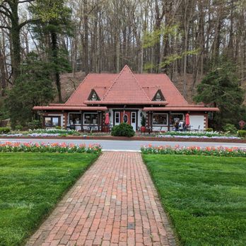 Gate House Gift Shop - Gift Shops Near Me - Asheville, North Carolina