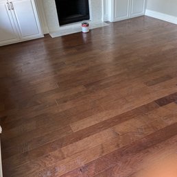 Looking niiice that wood floor is
