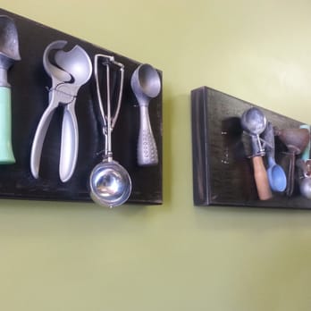 iScream - Cute scooper decor in the wall - Ice Cream & Frozen Yogurt Near Me - Berkeley, California