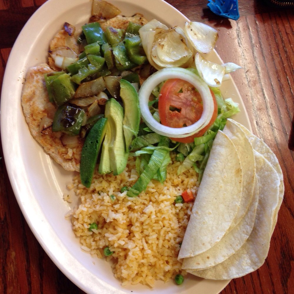 Cristal's Bakery - Pechuga de pollo a la plancha $7.99 - Mexican Near Me - Glendale, Arizona Cristal's Bakery - Pechuga de pollo a la plancha $7.99 - Mexican Near Me - Glendale, Arizona