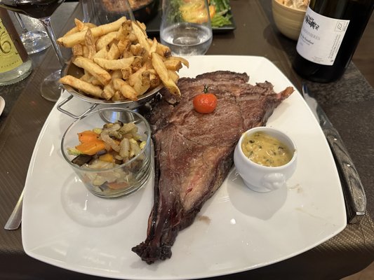 Bistro Saint Sauveur by null