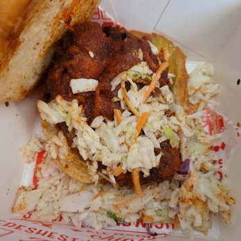 Clyde's Hot Chicken - Chicken Shop Near Me - Montclair, California