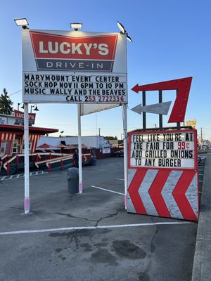 Lucky's Drive-In Tacoma by null