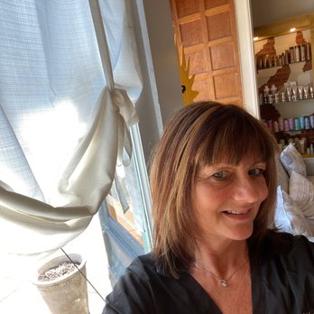 Salon Emage Day Spa - Lisa has made my hair colors fanulous! - Day Spas Near Me - Warrenton, Virginia
