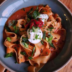 Restaurant Sagibeiz - Pasta of the day (parpadel, chickpea, burrata)