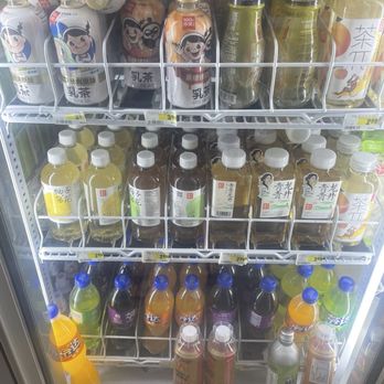Kelly's Korner - International Grocery Near Me - Honolulu, Hawaii